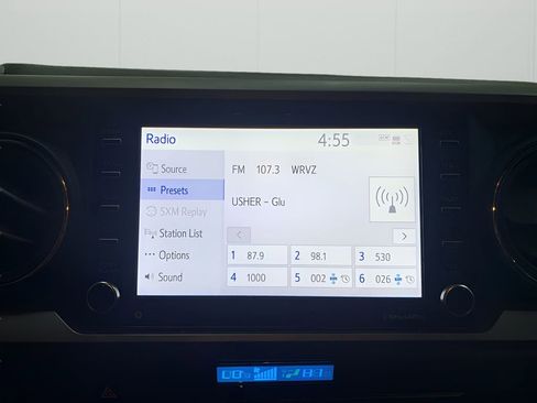 Used 2023 Toyota Tacoma TRD Off-Road image 18