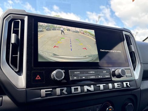 New 2026 Nissan Frontier SV w/ Tow Package RWD image 13