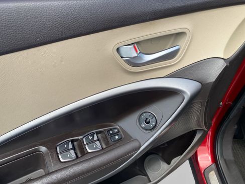 Used 2013 Hyundai Santa Fe Sport FWD image 10