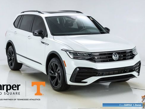 Used 2023 Volkswagen Tiguan SE R-Line FWD image 53