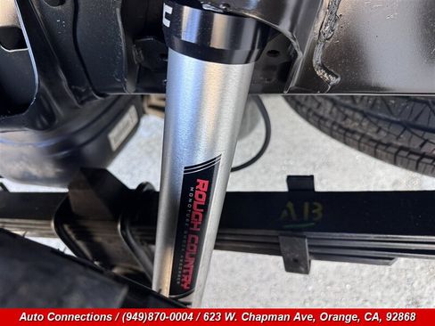 Used 2019 Toyota Tacoma TRD Sport w/ Technology Package RWD image 38