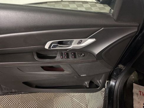 Used 2015 GMC Terrain SLE image 12