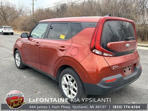 Used 2021 Kia Soul S image 3
