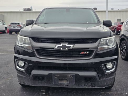 Used 2019 Chevrolet Colorado Z71 image 2