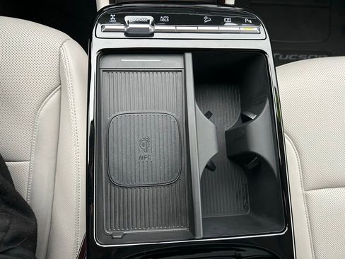 Used 2025 Hyundai Tucson Limited AWD/4WD image 26