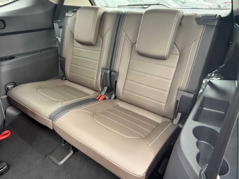 New 2026 Volkswagen Atlas SEL image 12