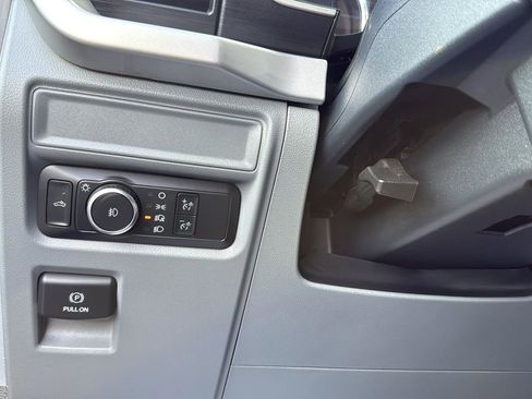 Used 2022 Ford F150 XLT w/ Equipment Group 301A Mid image 16