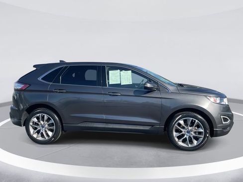 Certified 2017 Ford Edge Titanium w/ Technology Package image 4