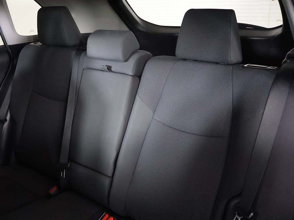Used 2020 Toyota RAV4 LE FWD image 29