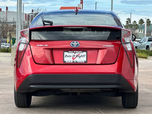 Certified 2017 Toyota Prius Four w/ Advanced Technology Package image 6