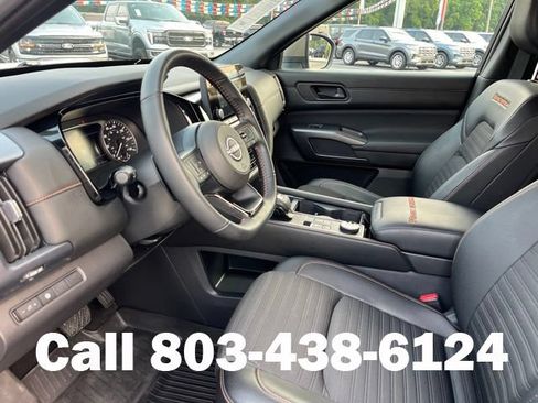 Used 2024 Nissan Pathfinder Rock Creek AWD/4WD image 6