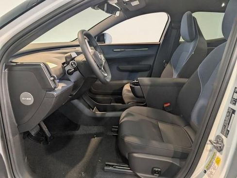 New 2026 Volvo EX30 Cross Country Ultra w/ Protection Package AWD/4WD image 9