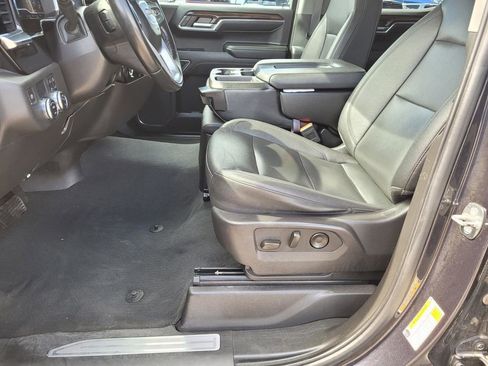 Used 2024 GMC Sierra 1500 SLT RWD image 17