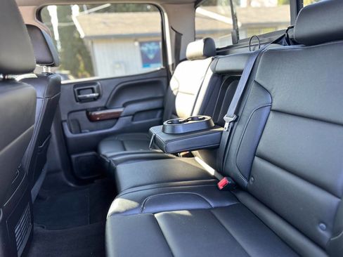 Used 2018 GMC Sierra 1500 SLT image 16