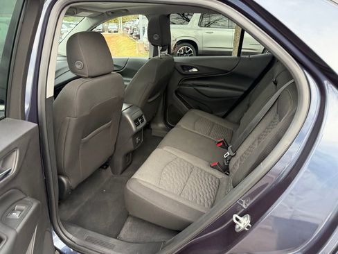 Used 2019 Chevrolet Equinox LT w/ Sun & Navigation Package image 18