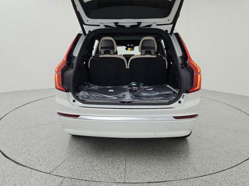 New 2026 Volvo XC90 B6 Plus w/ Protection Package Premier image 23