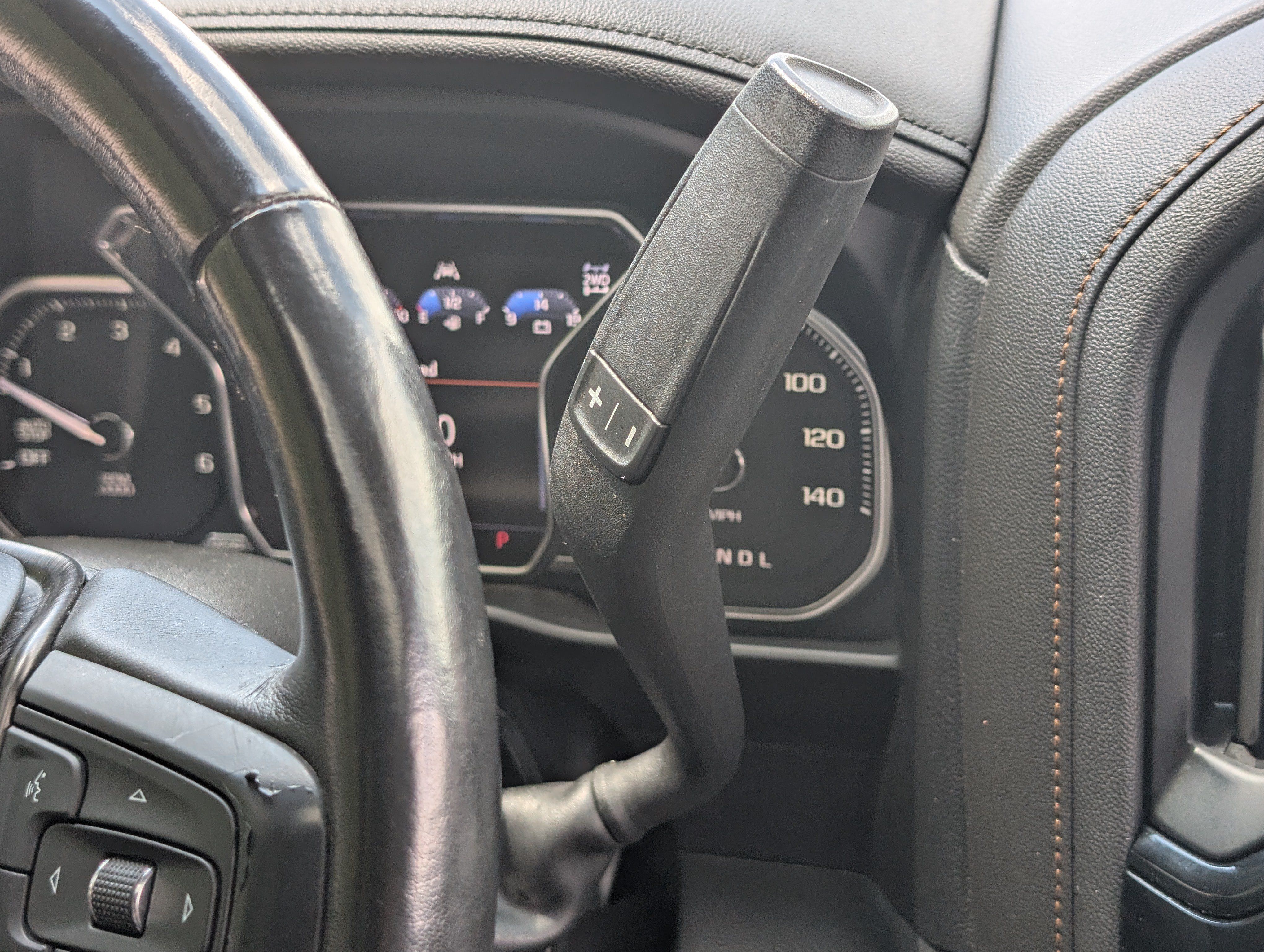 Used 2021 GMC Sierra 1500 AT4 w/ AT4 Premium Package AWD/4WD image 32