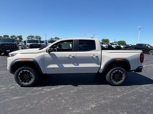 New 2026 GMC Canyon AT4 AWD/4WD image 7