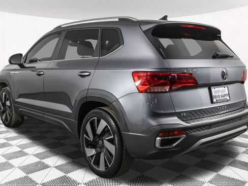 Used 2024 Volkswagen Taos SEL image 21