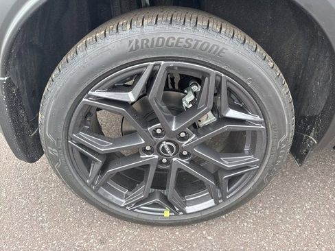 New 2026 Nissan Kicks SR w/ SR Premium Package image 36