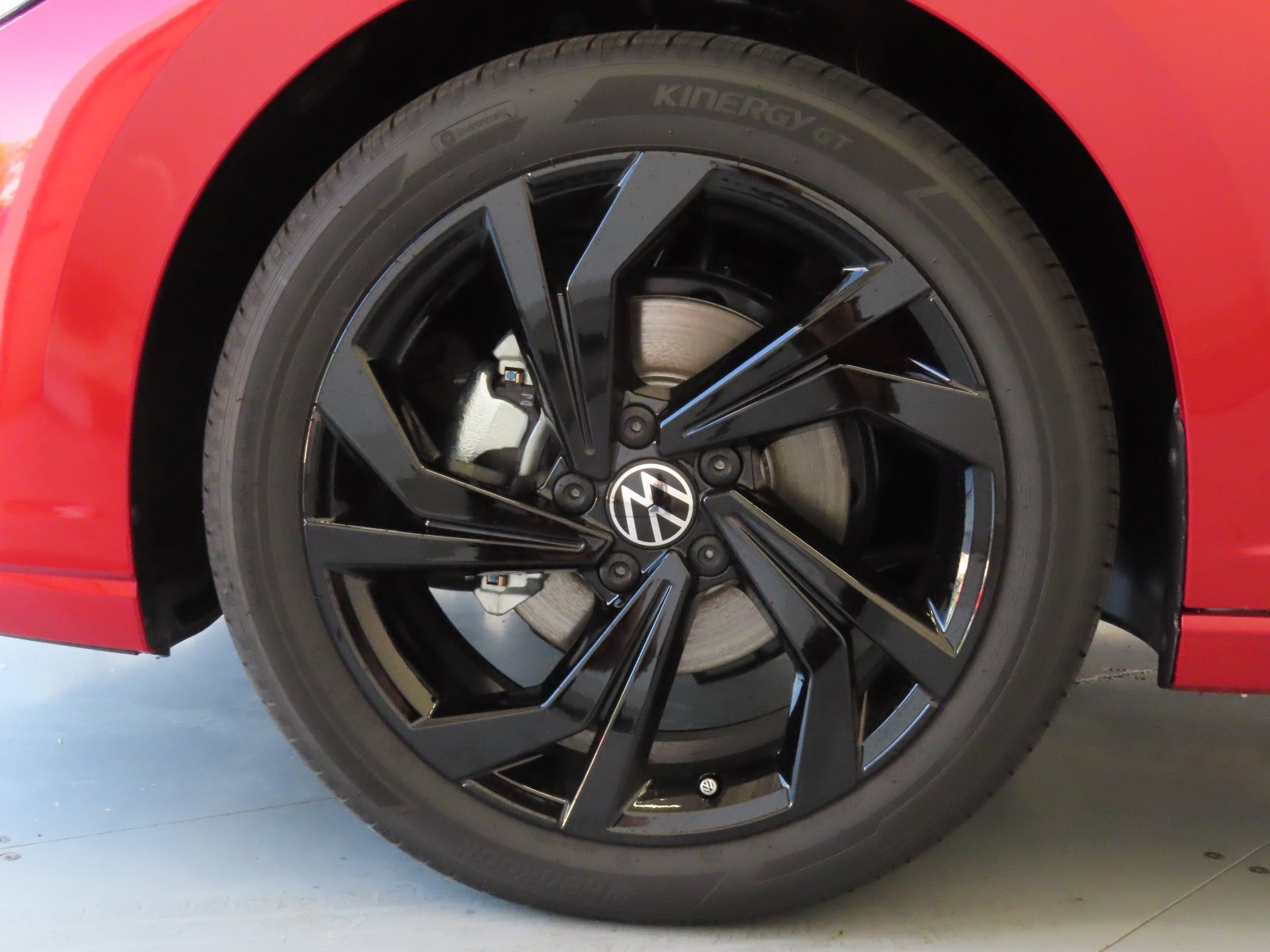 Used 2026 Volkswagen Jetta SE FWD image 27