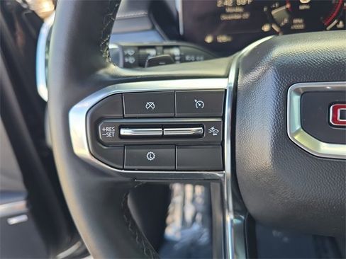 Certified 2025 GMC Acadia Elevation image 24