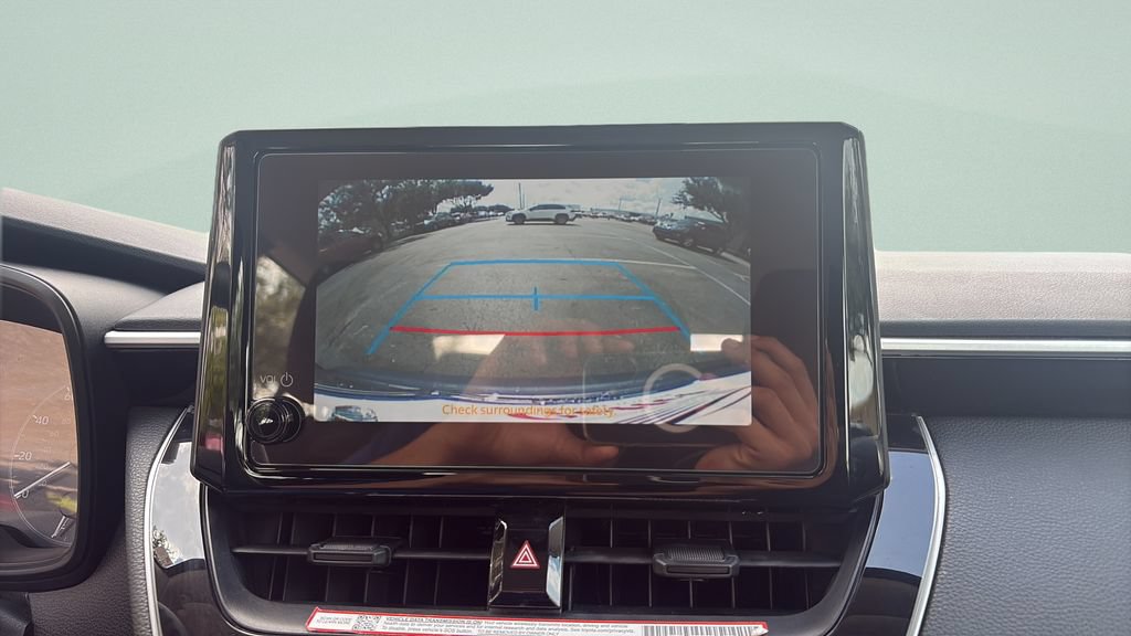Used 2025 Toyota Corolla LE FWD image 19