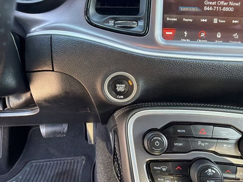 Used 2019 Dodge Challenger SXT w/ Plus Package image 17