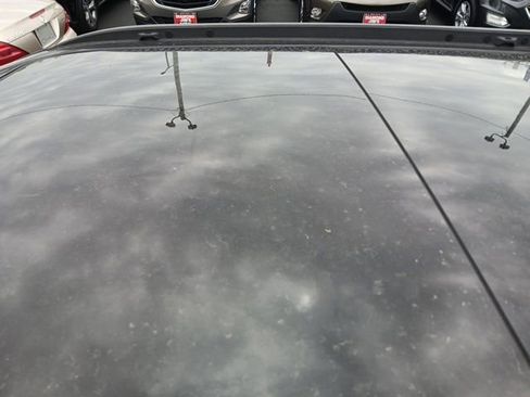 Used 2017 Jeep Compass Limited w/ Navigation Group image 9