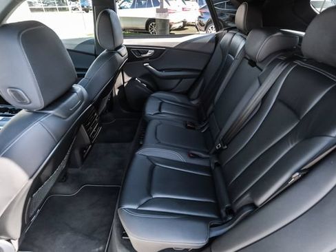 Used 2019 Audi Q8 Premium w/ Convenience Package AWD/4WD image 59