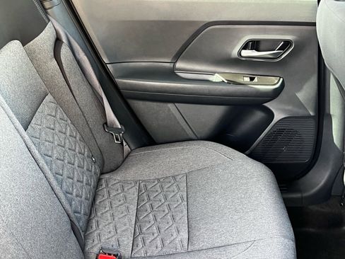 Certified 2025 Nissan Kicks SV image 11