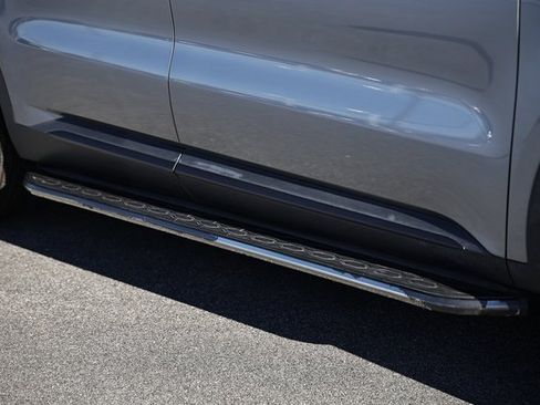 Used 2023 Kia Sorento EX image 5