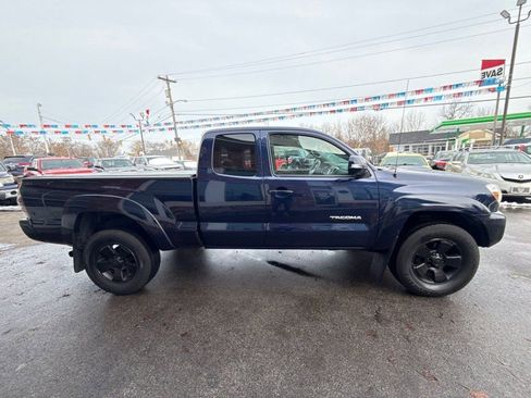 Used 2013 Toyota Tacoma Base V6 image 4
