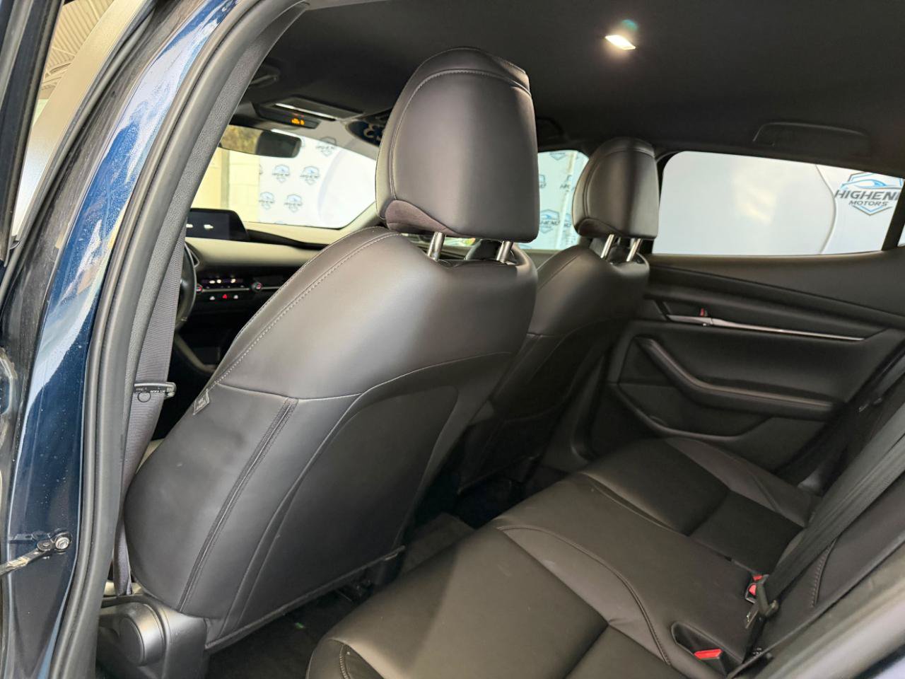 Used 2023 MAZDA MAZDA3 s FWD image 19