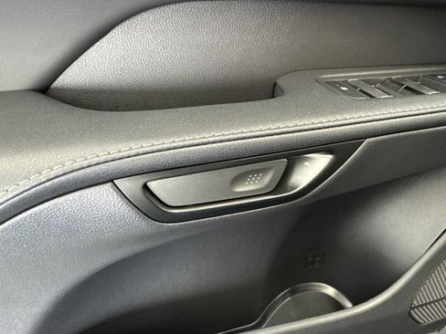 New 2026 Lexus RX 450h AWD image 36