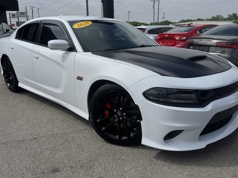 Used 2020 Dodge Charger Scat Pack w/ Driver Convenience Group RWD image 2