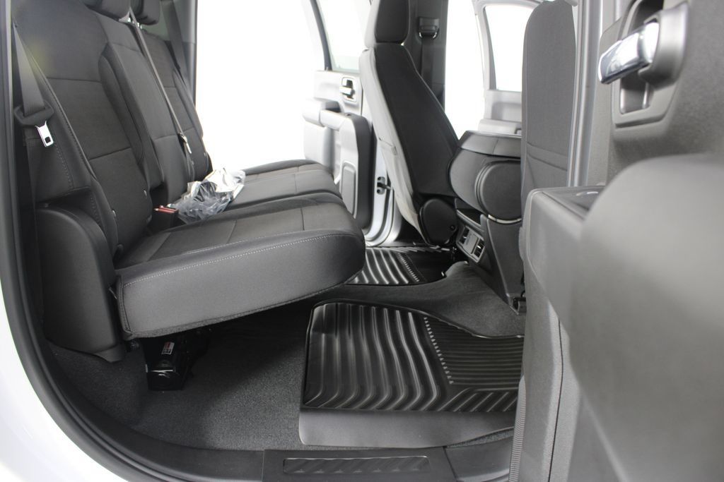 New 2026 Chevrolet Silverado 2500 Custom w/ Custom Convenience Package AWD/4WD image 18