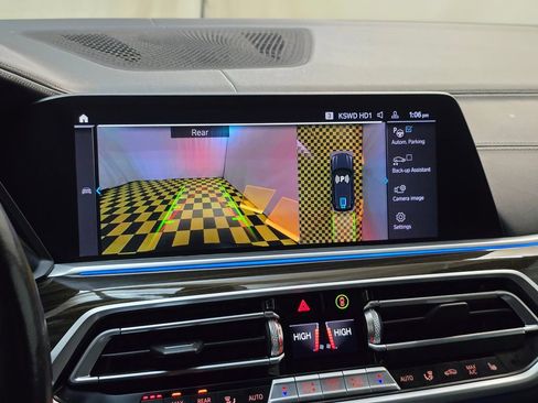 Used 2021 BMW X5 xDrive45e w/ Premium Package image 23