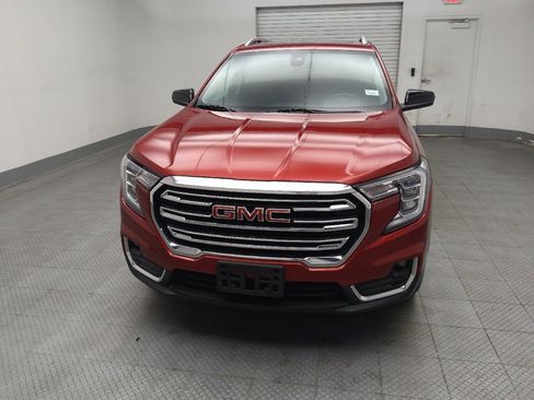 Used 2022 GMC Terrain SLT w/ LPO, Floor Liner Package AWD/4WD image 15