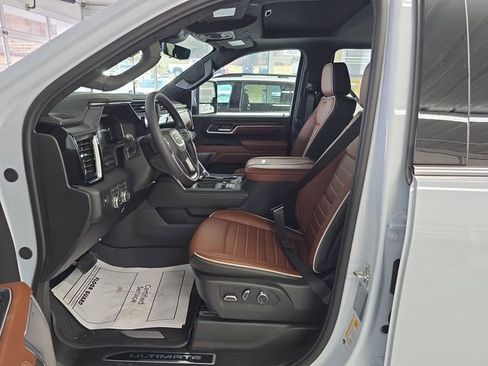 New 2026 GMC Sierra 3500 Denali Ultimate image 14