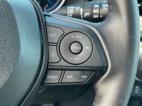 Used 2024 Toyota RAV4 XSE AWD/4WD image 21