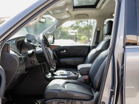 Used 2024 Nissan Armada SL w/ Cargo Package RWD image 8