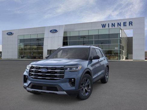 New 2026 Ford Explorer Active image 2