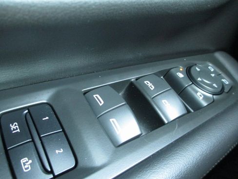 Used 2022 GMC Yukon XL AT4 w/ Max Trailering Package image 30