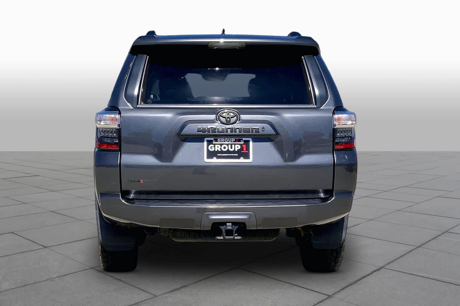 Used 2021 Toyota 4Runner SR5 Premium w/ Moonroof Package AWD/4WD image 5