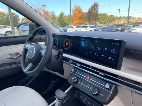 New 2026 Hyundai Tucson SE image 29