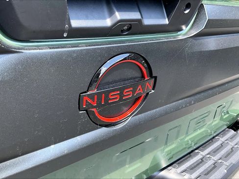 New 2026 Nissan Frontier PRO-4X w/ Pro Premium Package AWD/4WD image 15