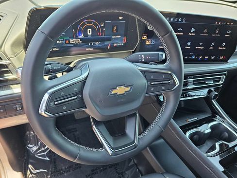 New 2026 Chevrolet Traverse LT w/ Driver Confidence Package FWD image 27