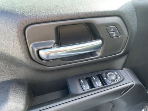 Used 2024 GMC Sierra 1500 Pro w/ Pro Value Package image 12