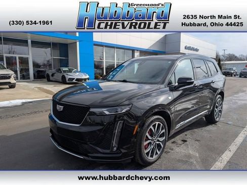 Used 2024 Cadillac XT6 Sport w/ Technology Package image 1